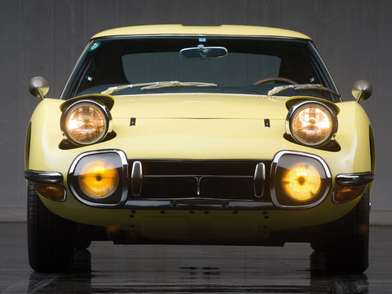 Toyota 2000GT