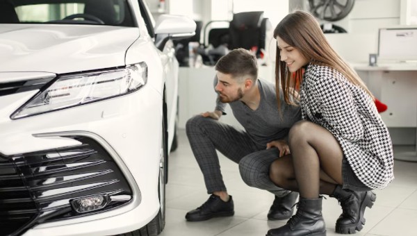 Autoline: jak nie przepłacić za samochód w Polsce – od aut osobowych po sprzęt ciężarowy