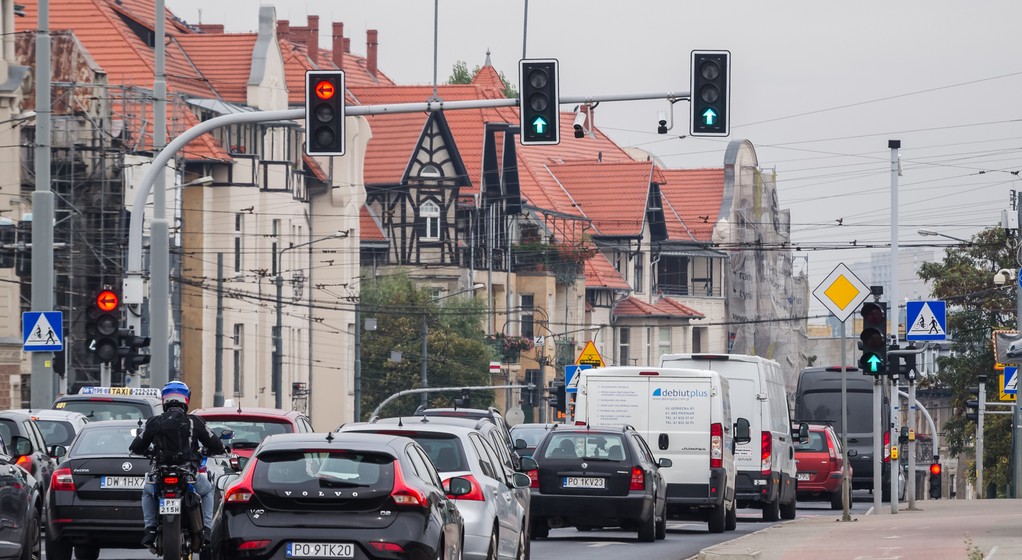 Błędnie wpisane normy emisji spalin mogą spowodować np. zakaz wjazdu do stref czystego transportu