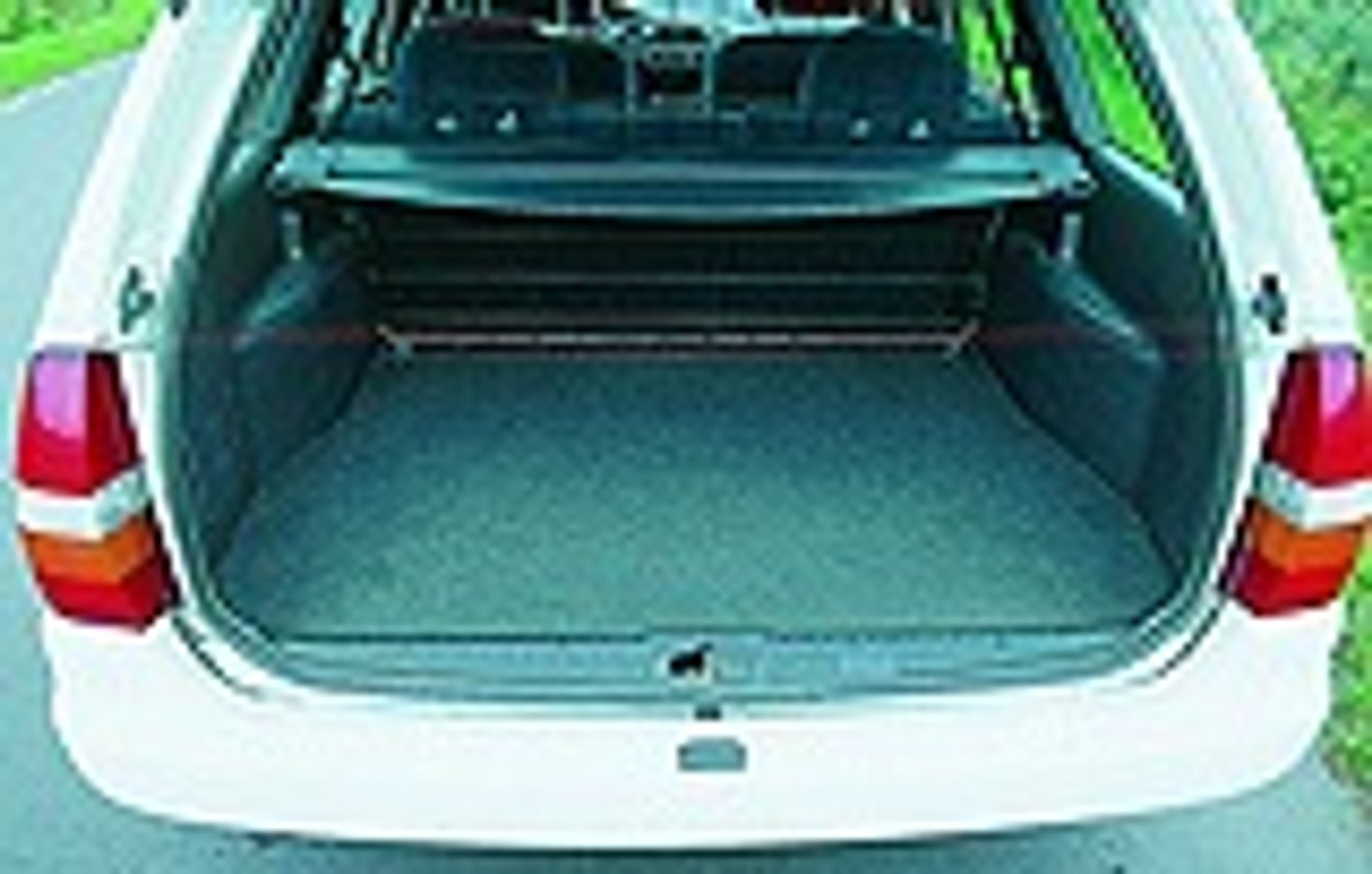 Escort o szerokim uśmiechu