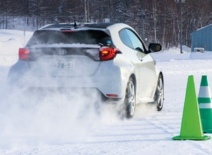 Ranking opon zimowych do mocnych aut. Test 11 modeli w rozmiarze 225/45 R18