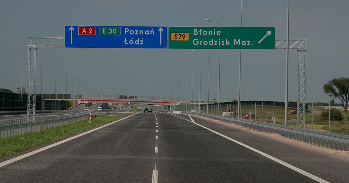 Drogowskaz na autostradzie A2 