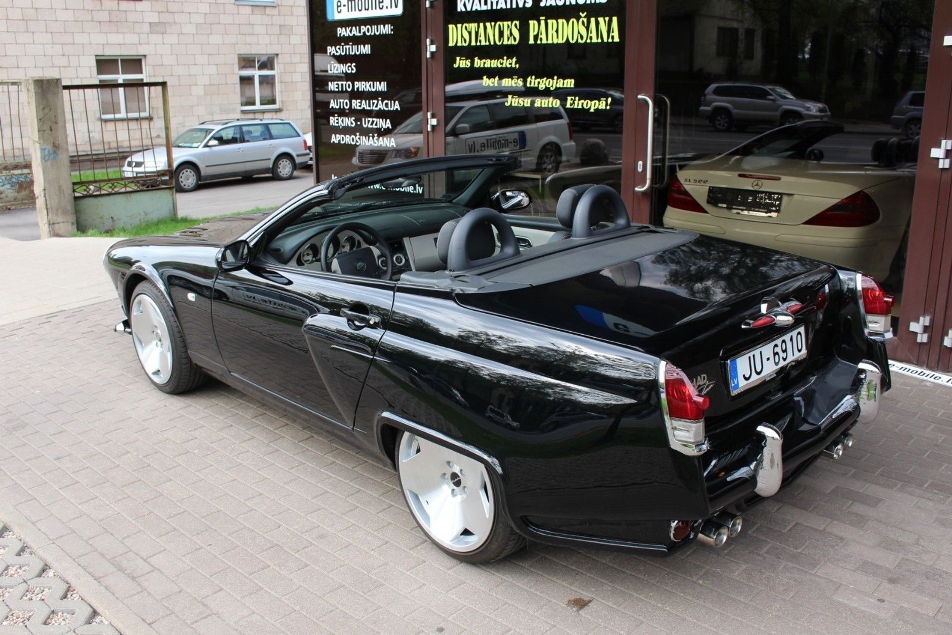 Wołga GAZ 21 - replika z Litwy