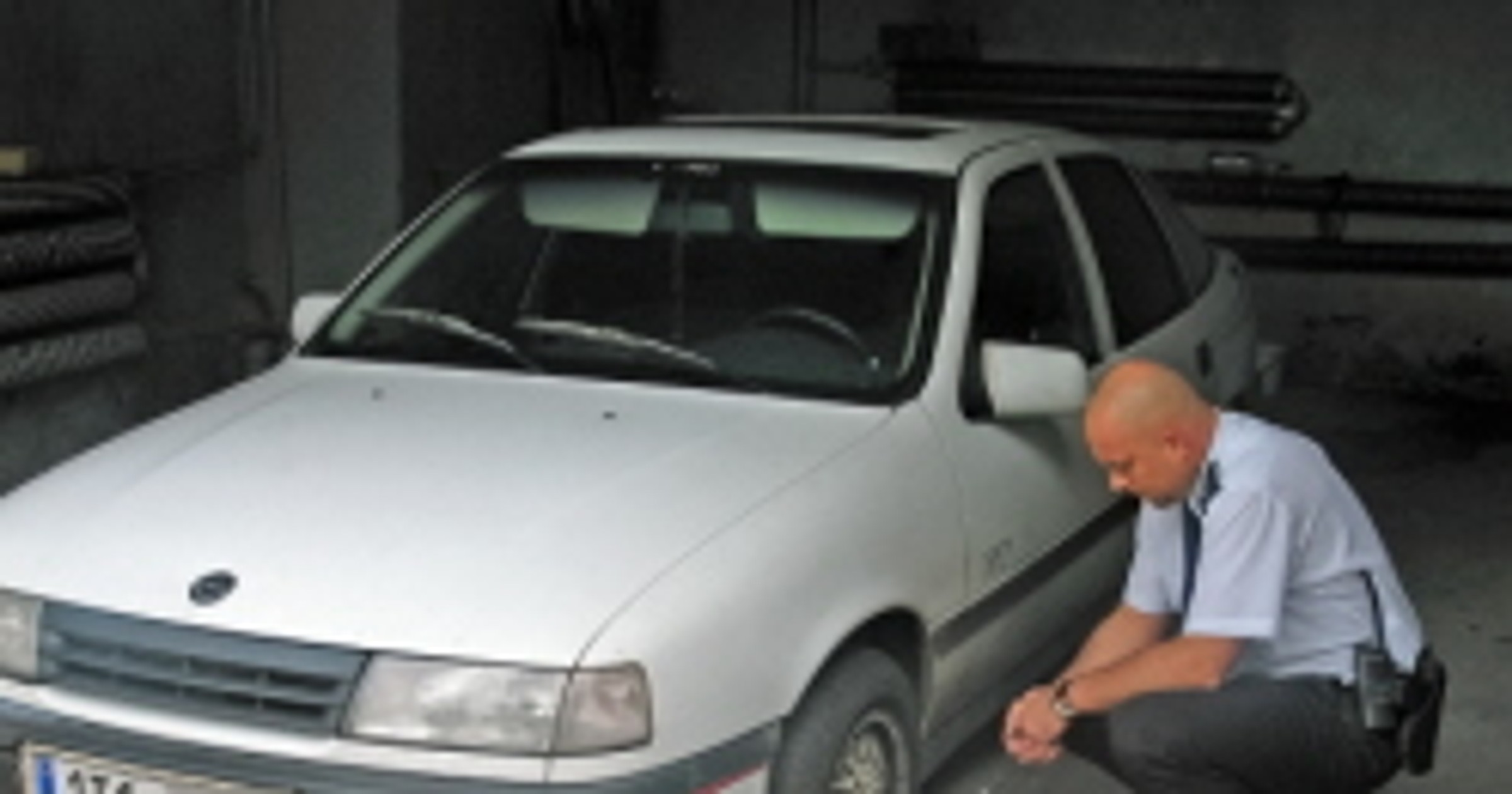 Czescy włamywacze chcieli przejechać policjanta