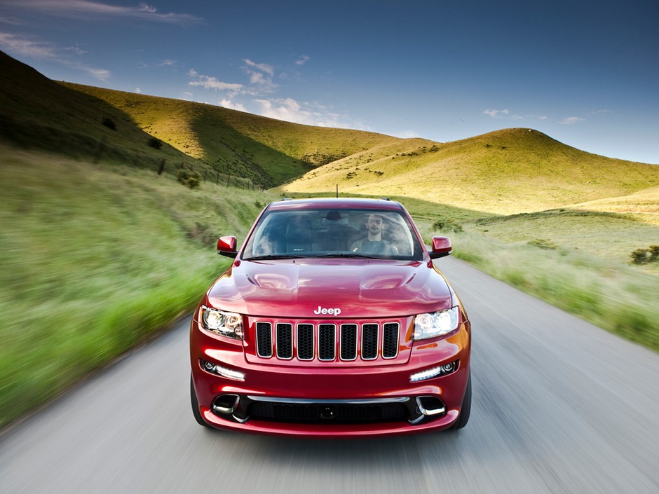 Jeep Grand Cherokee SRT8 – SUV-wyścigowiec