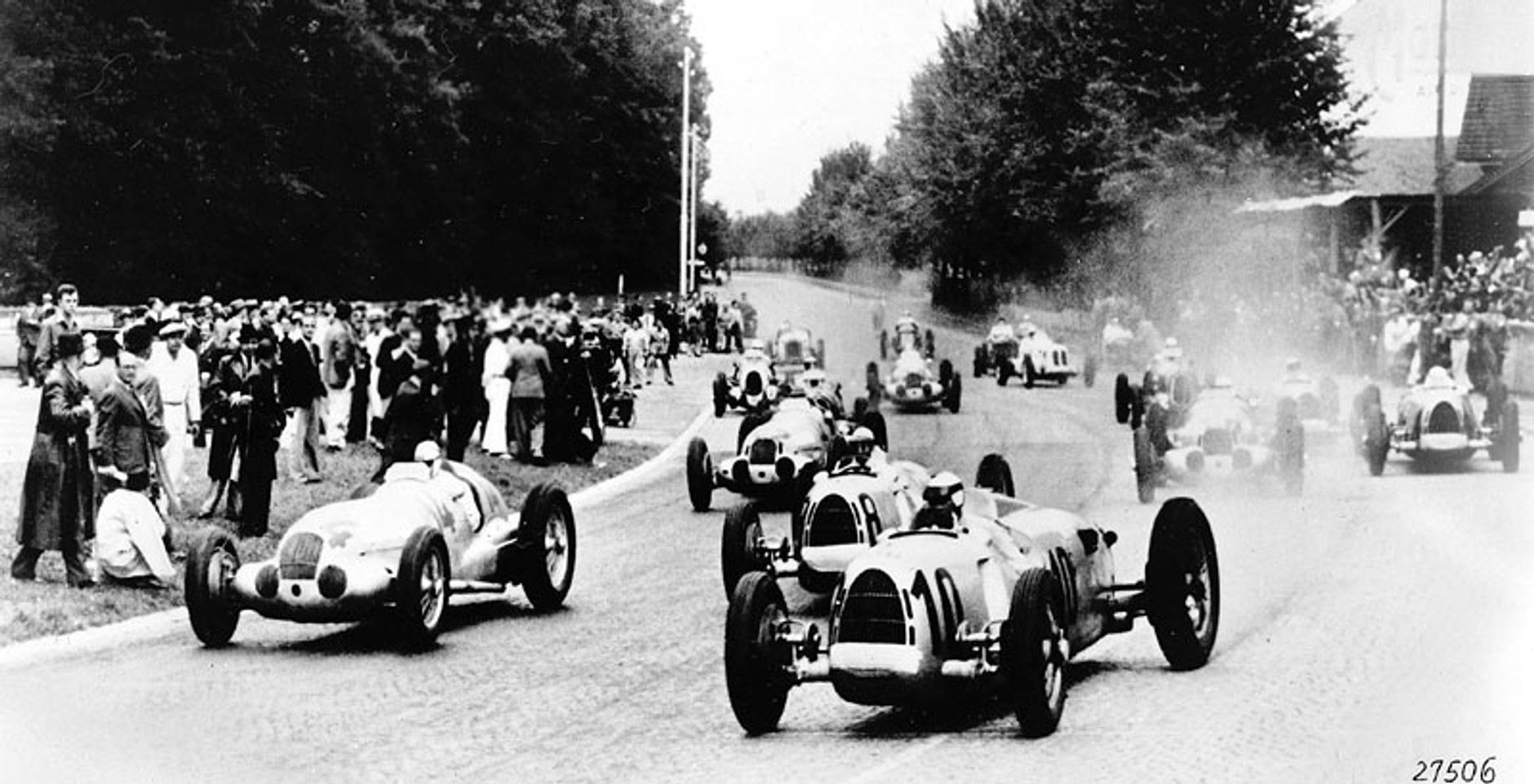 Mercedes-Benz: srebrne strzały w okresie przedwojennym