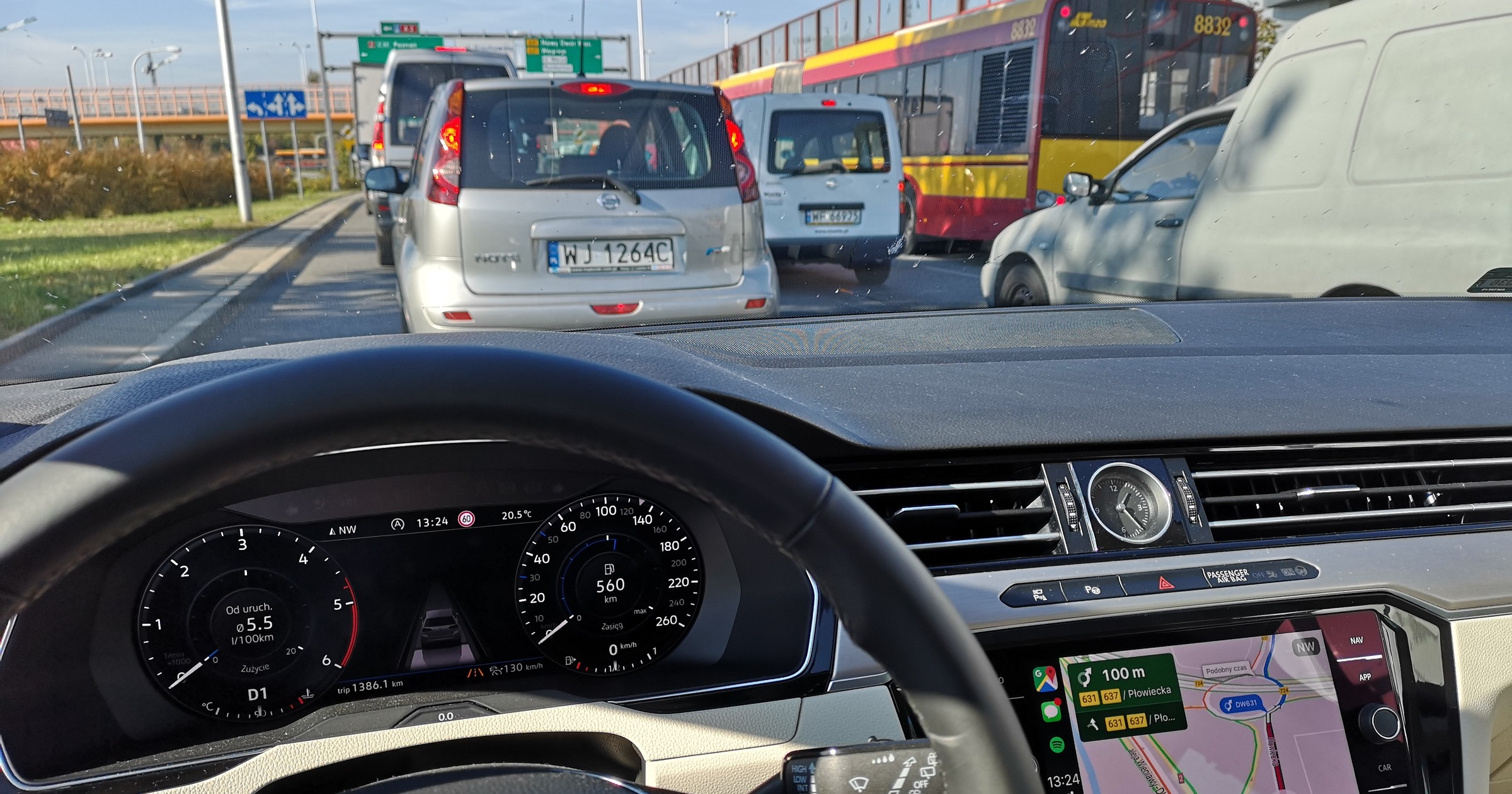 Korek w Warszawie na wylotówce