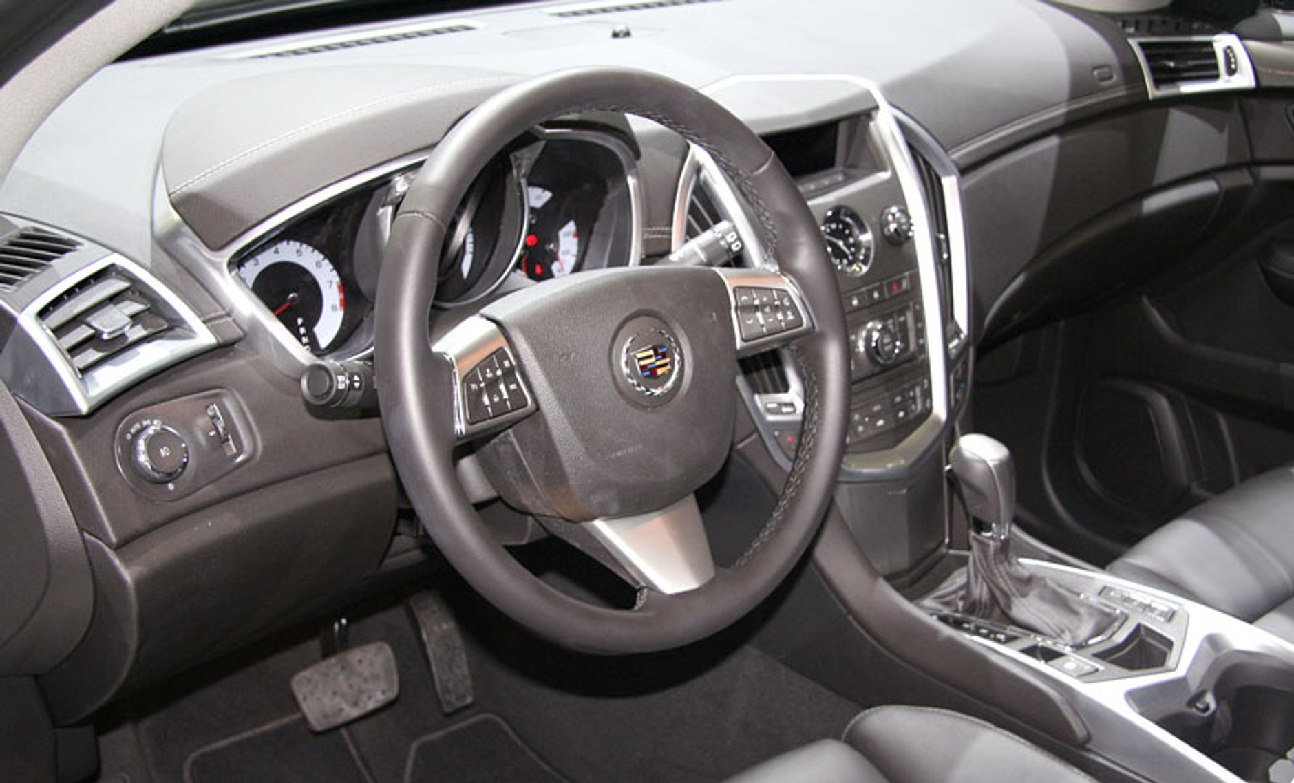 Genewa 2009: Cadillac SRX – europejska premiera