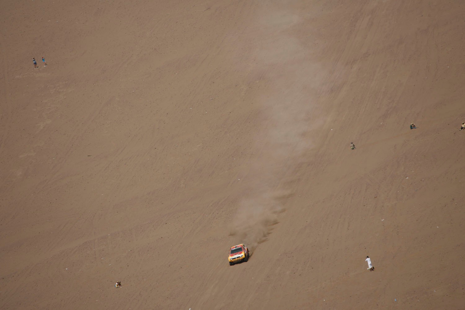 Rajd Dakar 2011: dobra postawa Polaków, Hołowczyc z otwartymi drzwiami (5.etap, wyniki, fot. Willy Weyens)