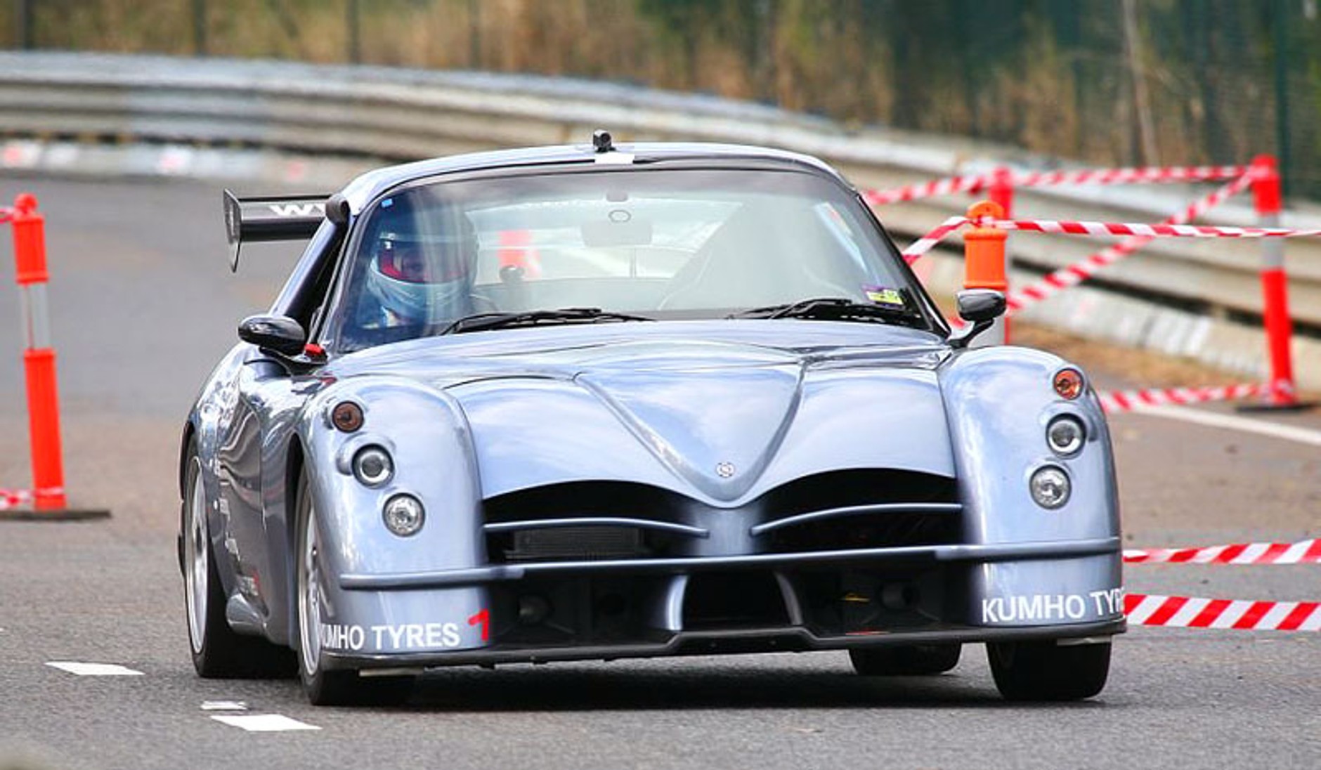 Skelta zmusza mnie do samokrytyki przed kolektywem