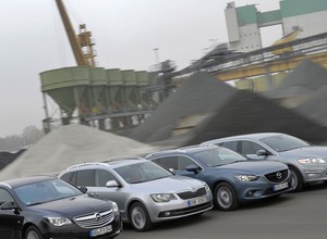 Porównanie | Ford Mondeo, Mazda 6, Opel Insignia, Skoda Superb