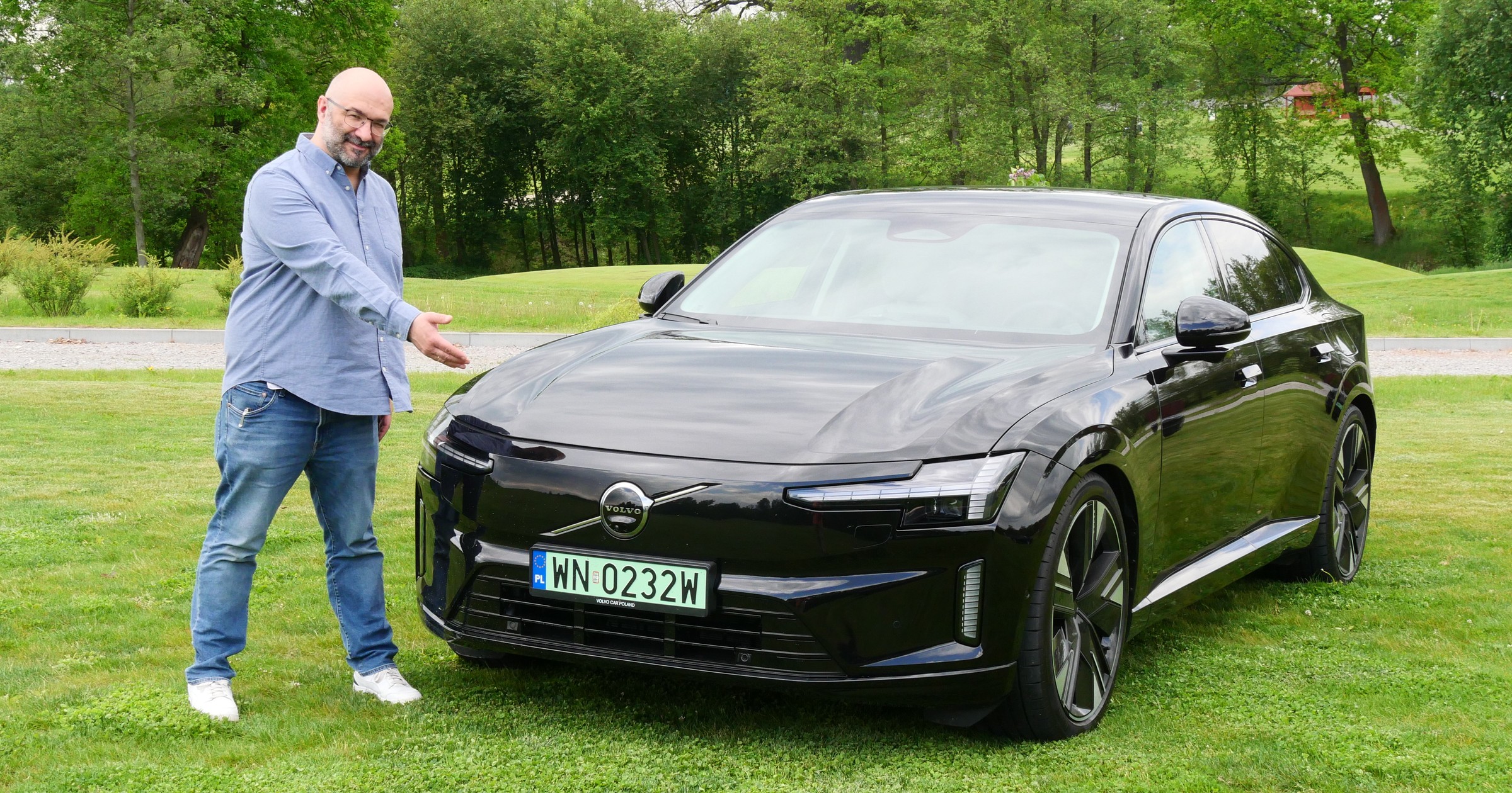 Volvo ES90. Flagowa, elektryczna limuzyna Volvo