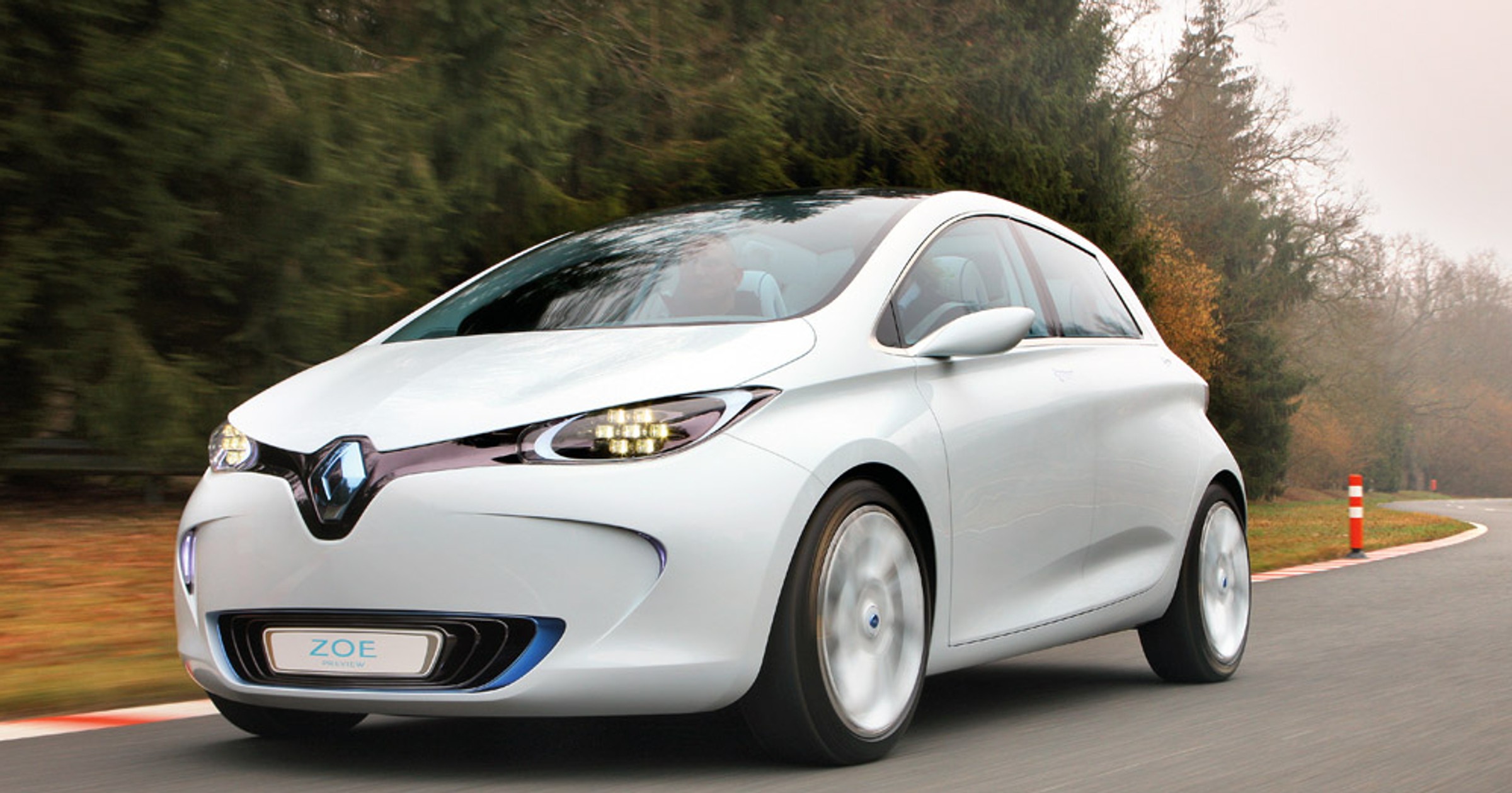 Elektryczny Renault Zoe przyjedzie do nas z kraju Asteriksa i Obeliksa