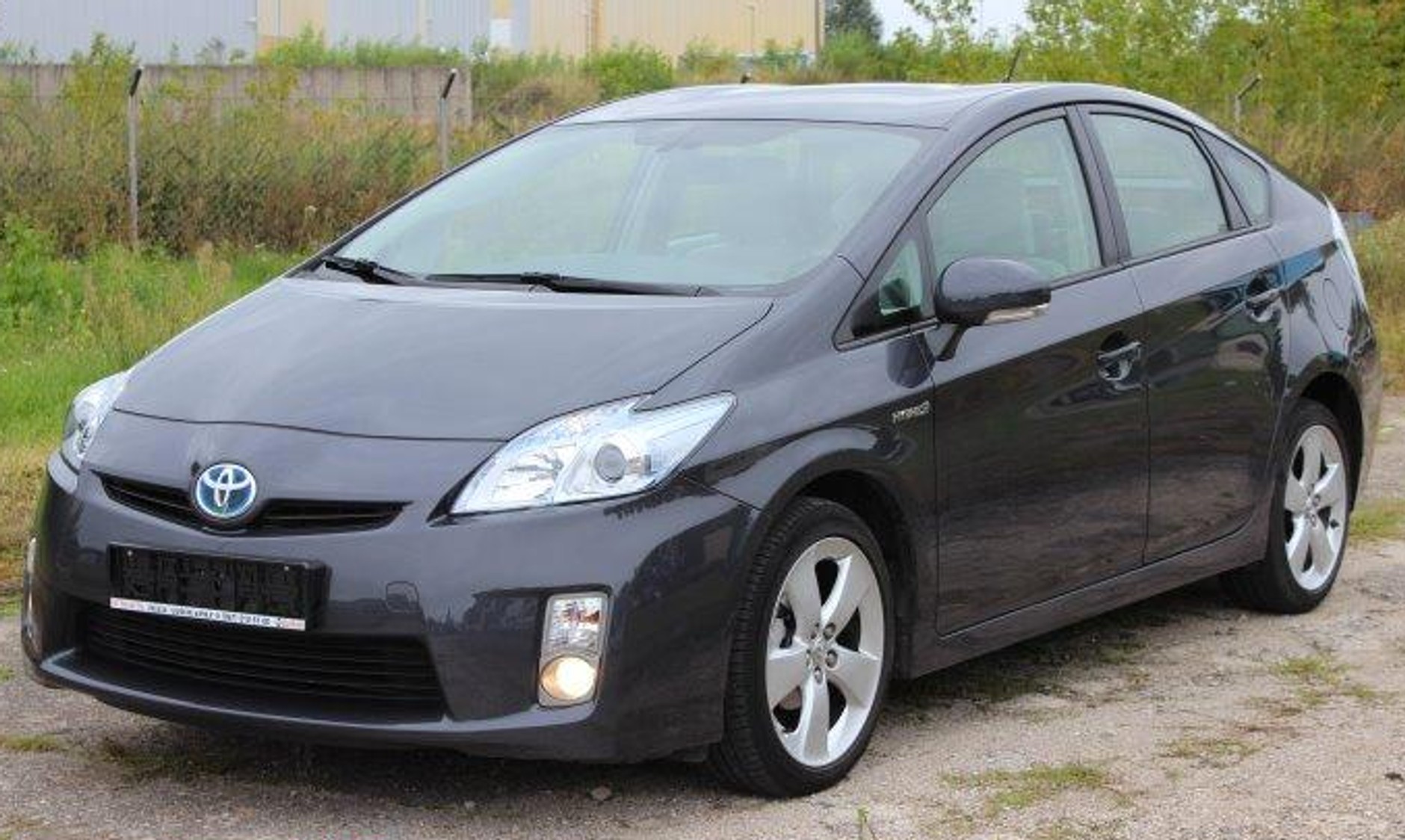 Używane auta hybrydowe