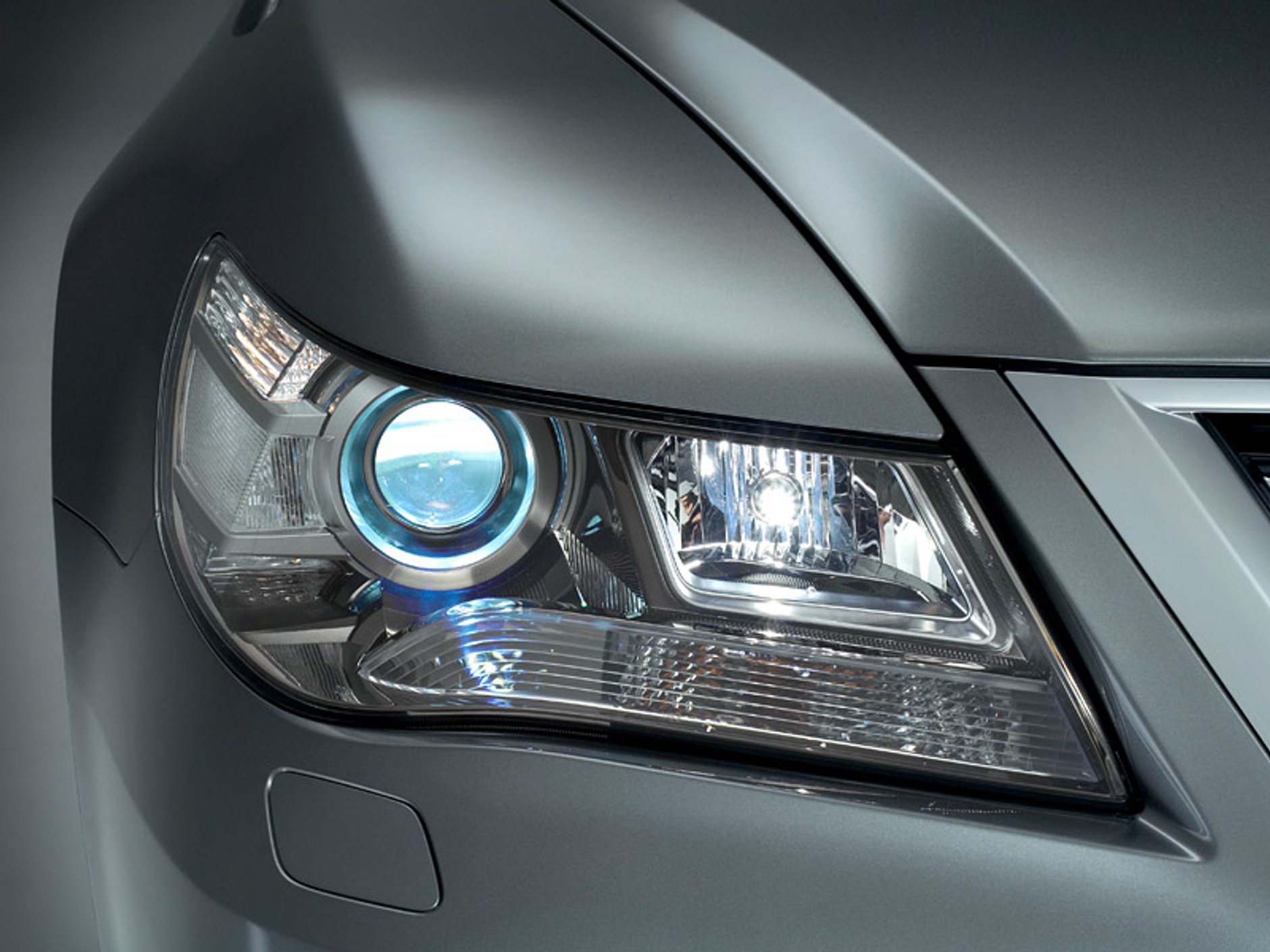 Honda Legend: z nowym designem i mocniejszym silnikiem