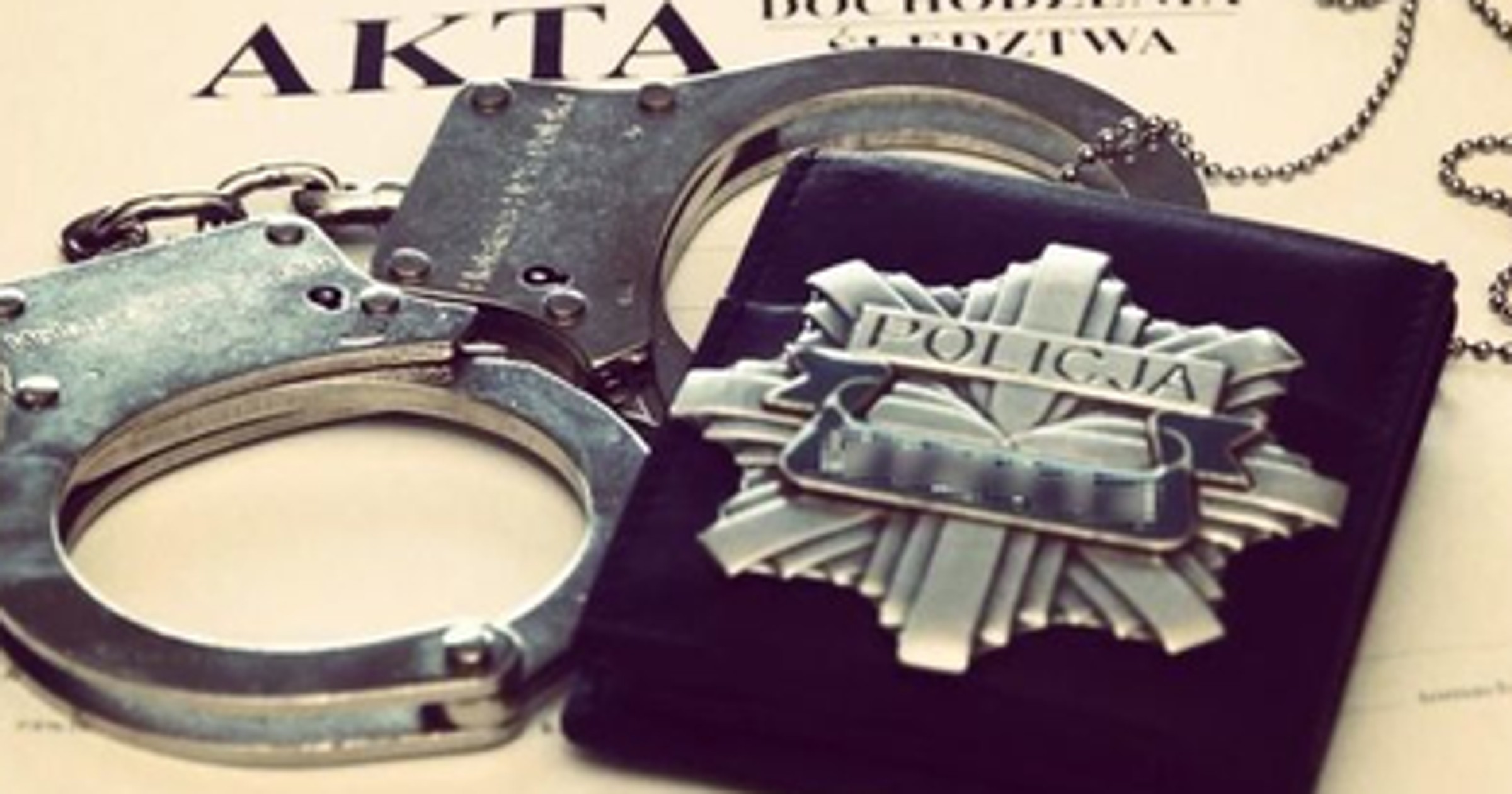 Obraz pochodzący z serwisu https://podkarpacka.policja.gov.pl/rze/aktualnosci/128172,Na-podwojnym-gazie-spowodowal-kolizje.html