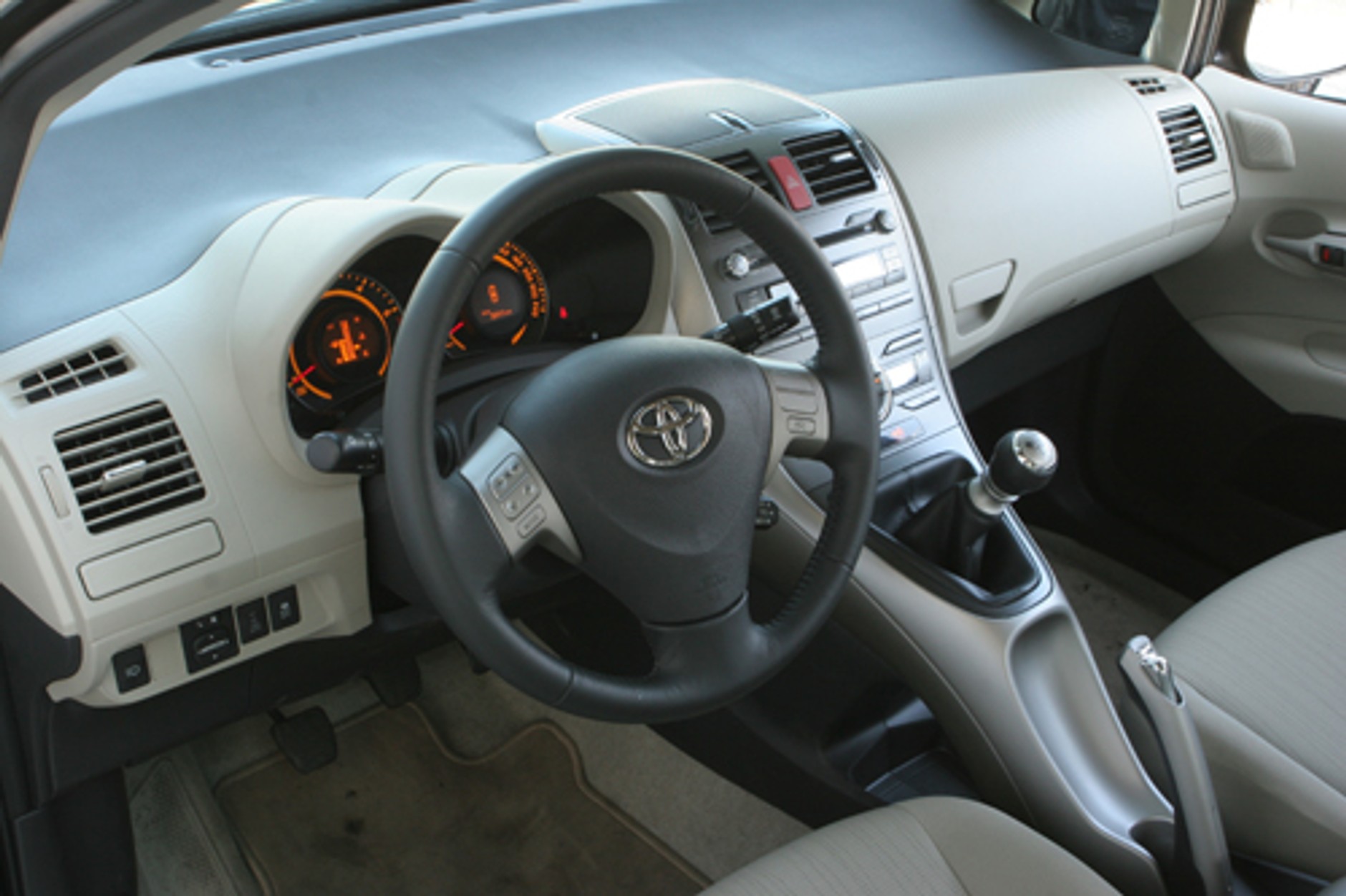 Toyota Auris, Kia ceed, Ford Focus - Azjatyckie nowości w ataku na Europę