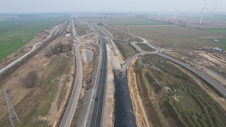 Budowany węzeł drogowy Wolin Wschód na drodze ekspresowej S3