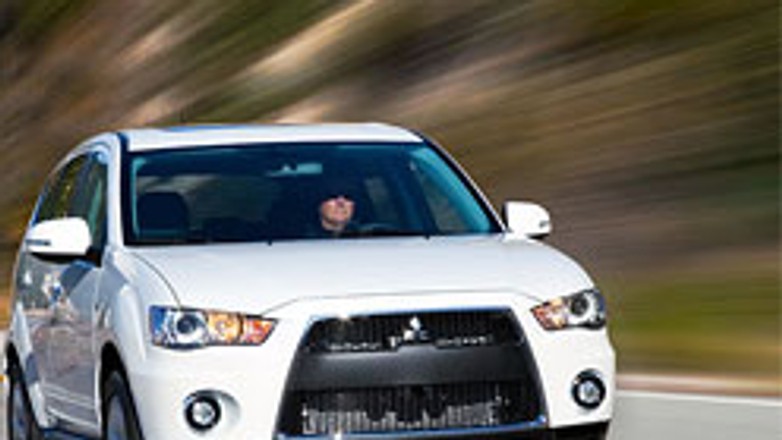 Mitsubishi Outlander GT dostane pohon S-AWC z Lanceru Evolution