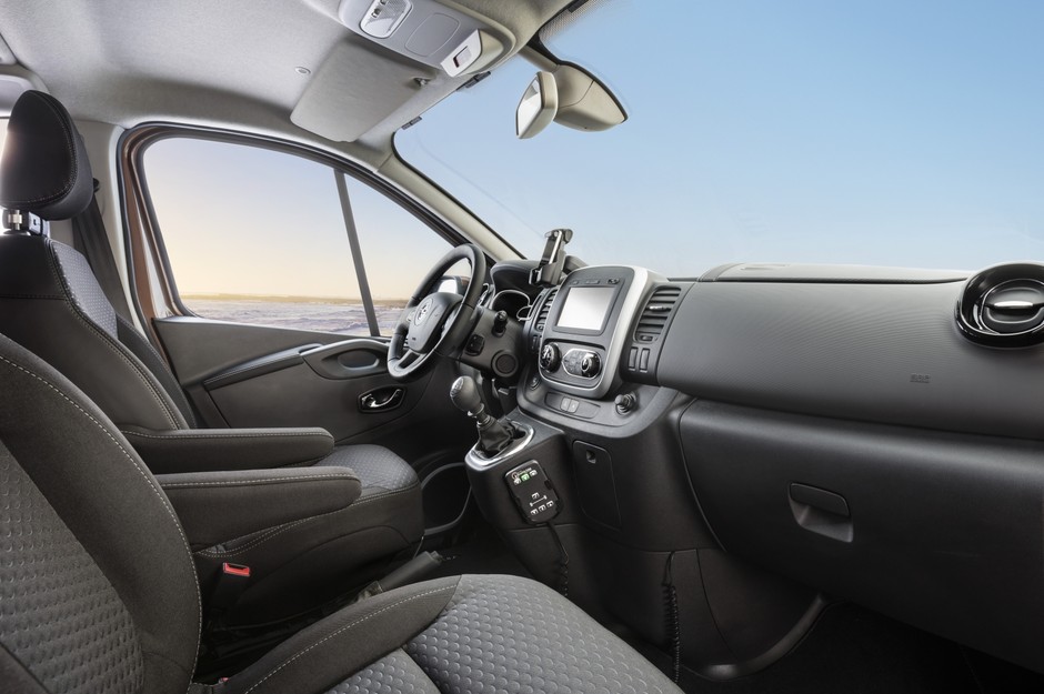 Frankfurt 2015: Opel Vivaro Surf Concept dla relaksu