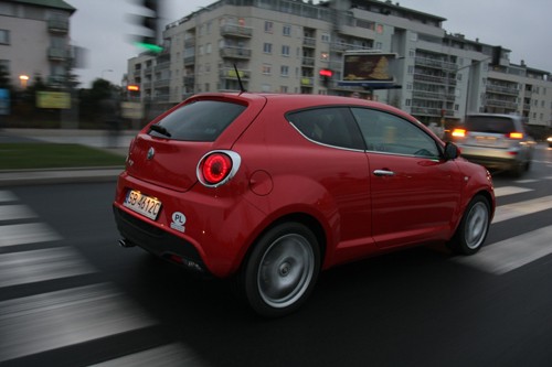 Alfa Romeo MiTo 1.6 JTDM - Mistrzyni kamuflażu