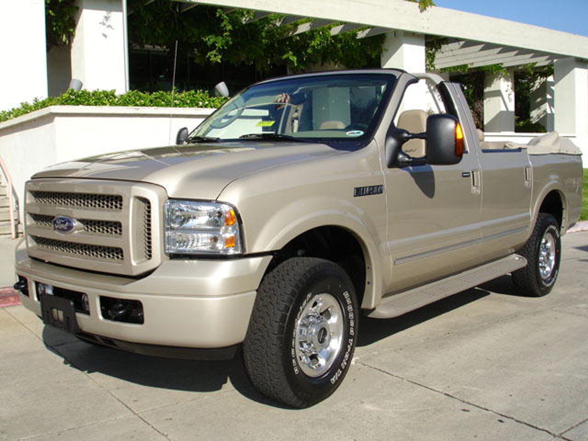 Kabriolety, które nie powinny istnieć, a jednak istnieją