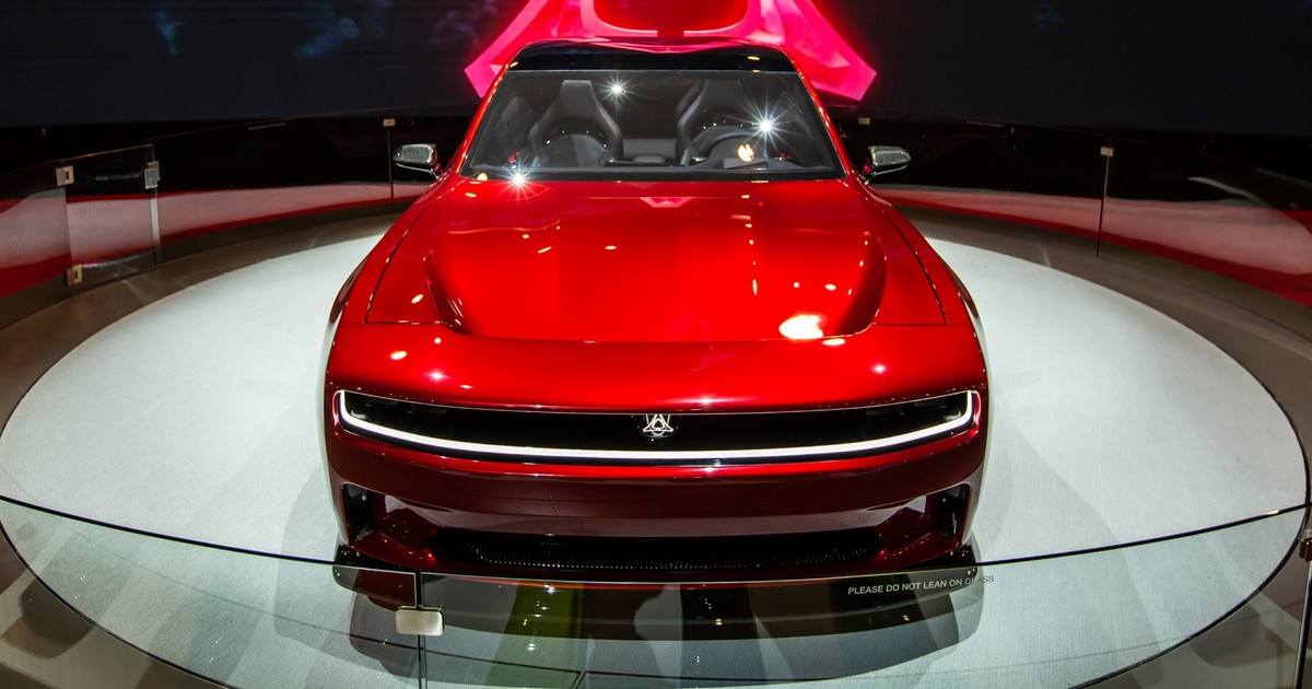 Dodge Charger Daytona SRT