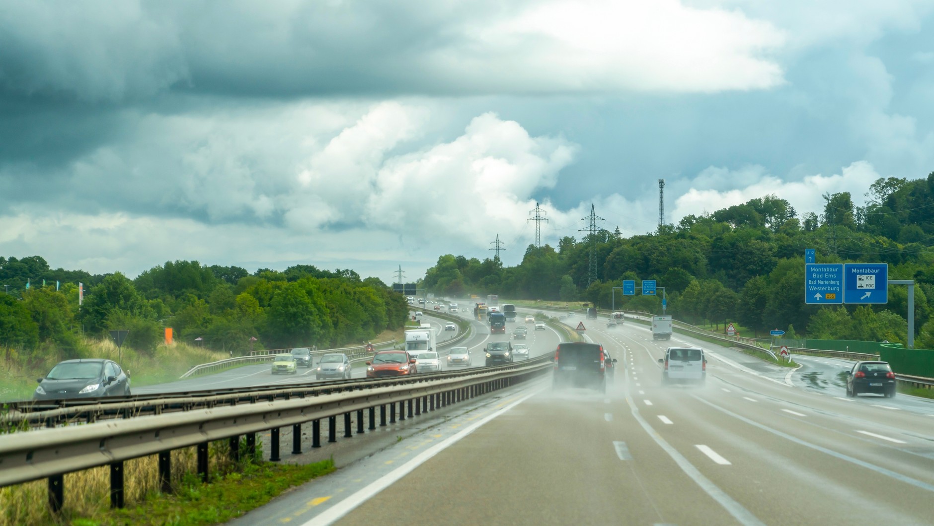 Mokra autostrada w Niemczech