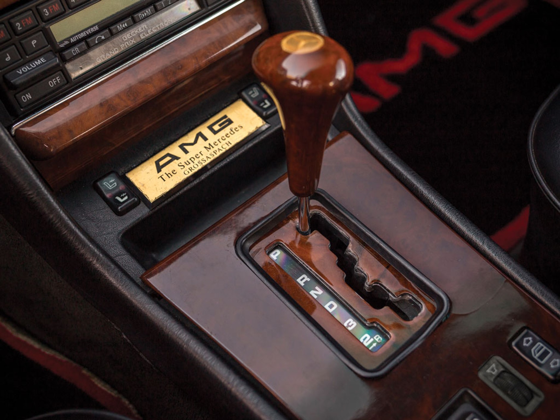 Mercedes-Benz 560 SEC AMG Wide Body 6.0