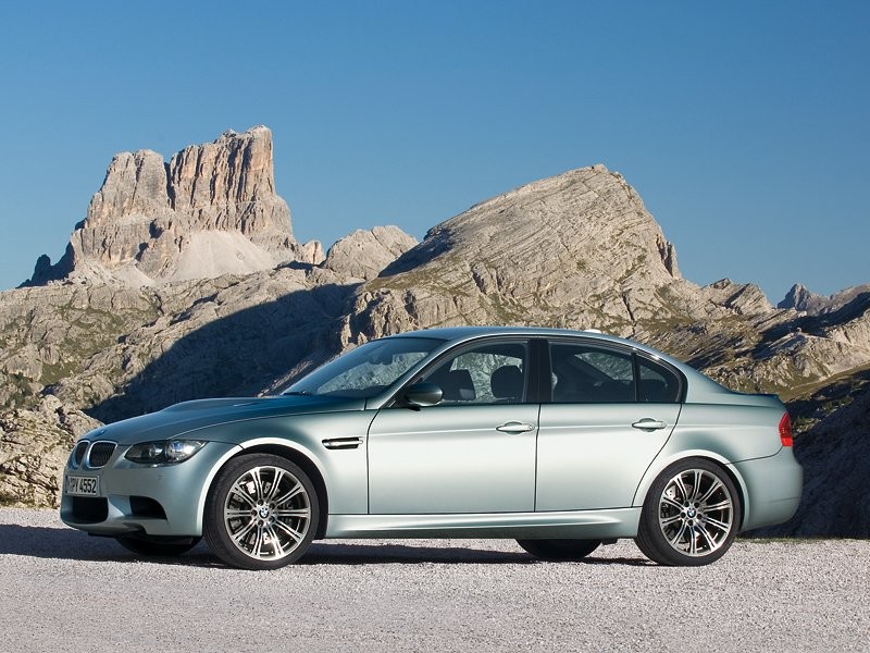 BMW: sportowe M3 Limuzyna dla pięciu osób