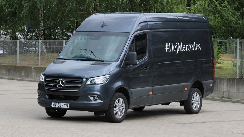 Mercedes Sprinter 319 CDI Furgon