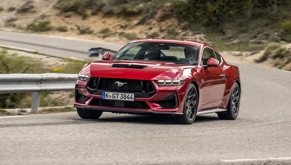 Jeździłem nowym Fordem Mustangiem 5.0 V8. I to jest prawdziwy Mustang!