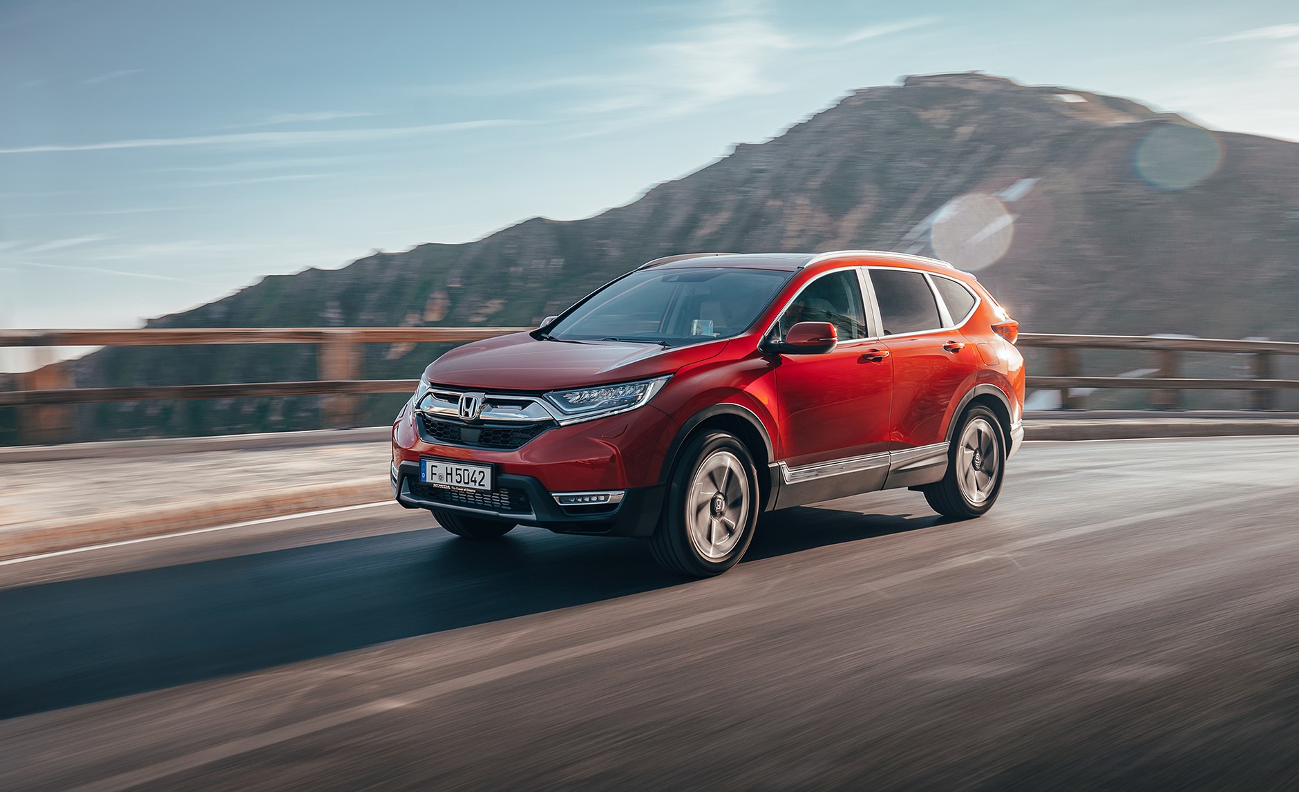 Honda CR-V - już wiemy jak jeździ najnowsza generacja