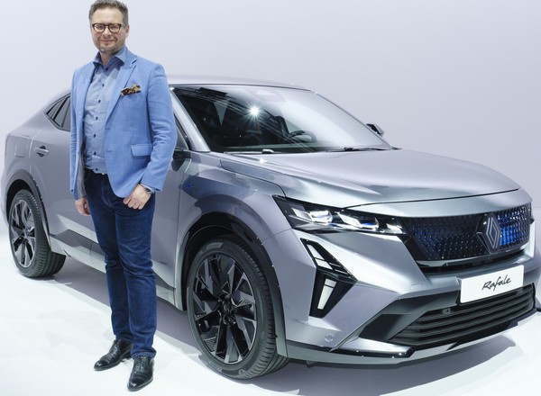 Renault modelem Rafale wraca do dużych coupe, ale inaczej niż myślisz