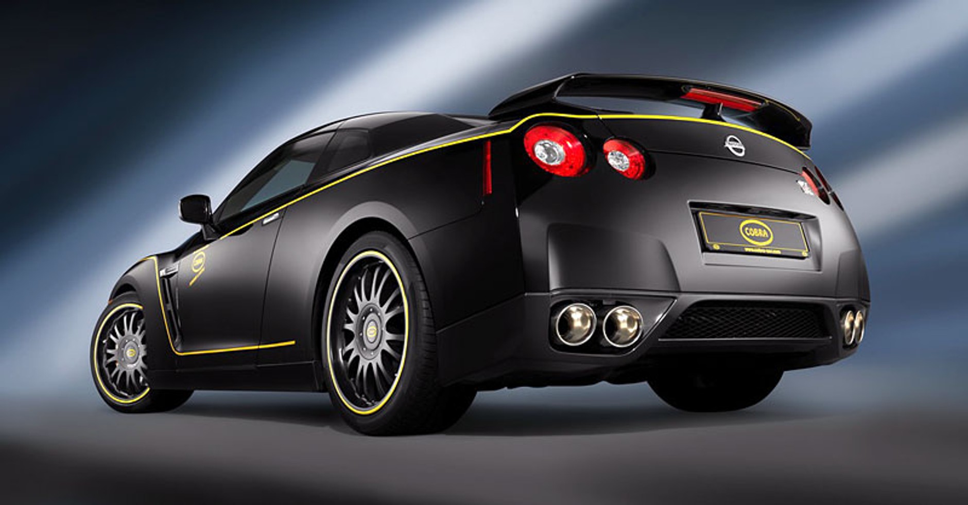 Cobra N+: jeszcze ostrzejszy Nissan GT-R