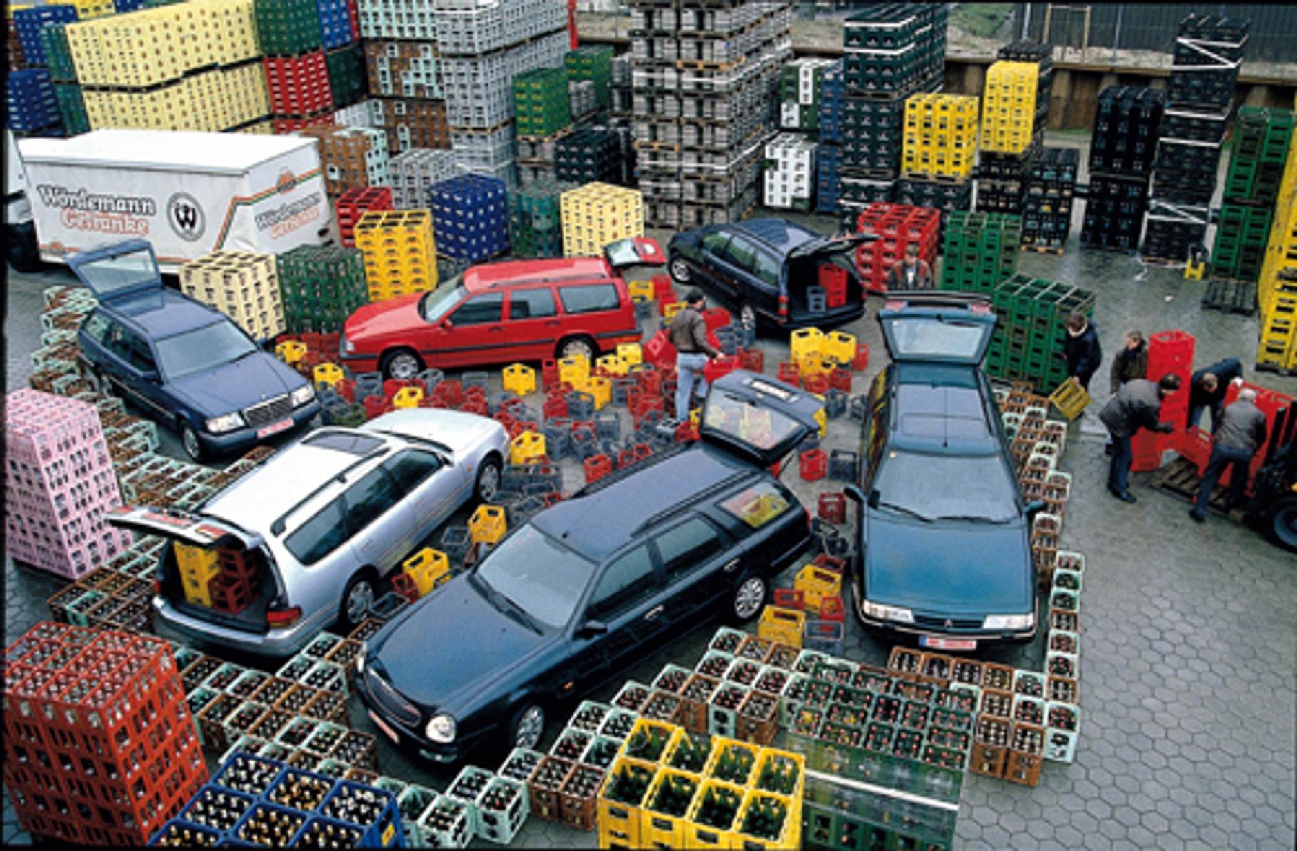 Citroen XM, Mercedes W124, Volvo 850, Ford Scorpio, Opel Omega oraz Toyota Camry - Oto duże "kombiaki" za niewielkie pieniądze