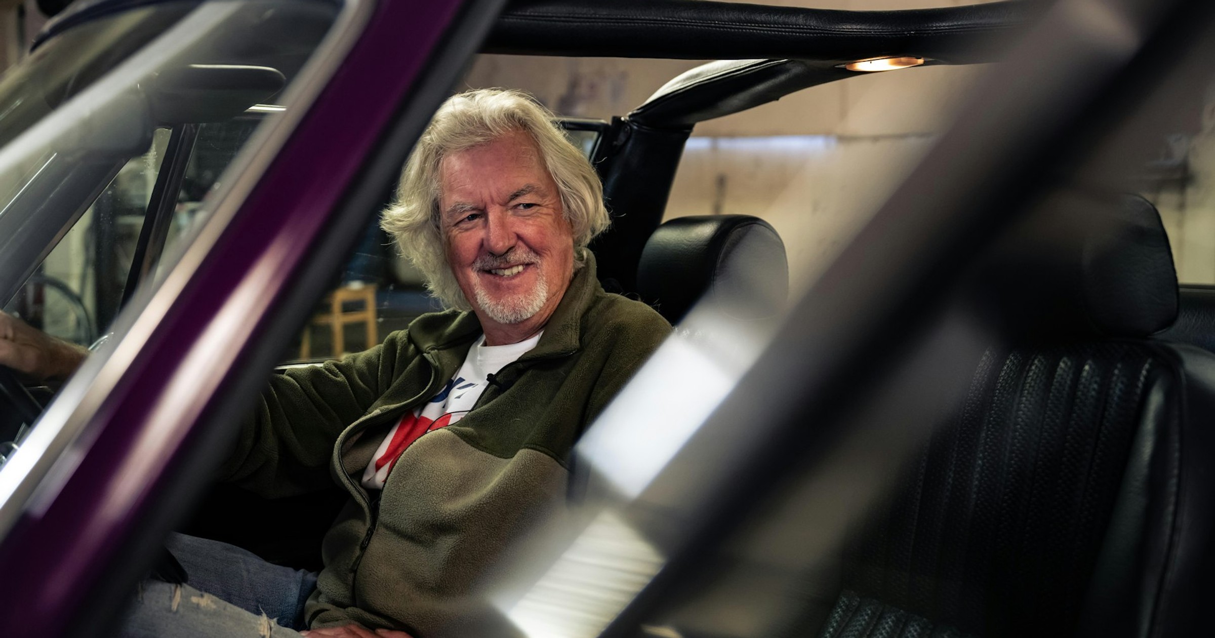 James May w wystawionym na aukcję Triumphie Stagu