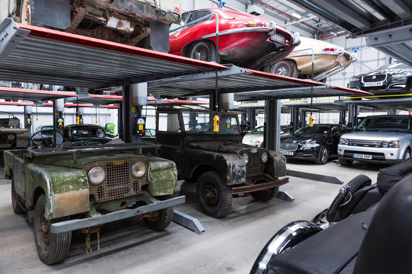 Jaguar Land Rover Classic Works w Coventry
