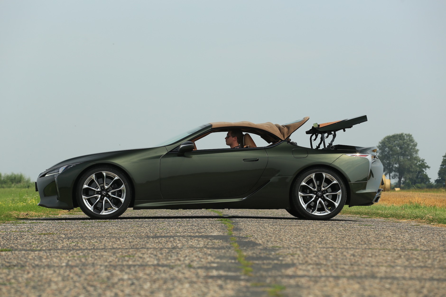 Lexus LC 500 Convertible (2021)