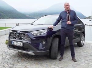 Uniwersalność w modzie - sprawdzamy, jak jeździ się na oponach całorocznych Bridgestone