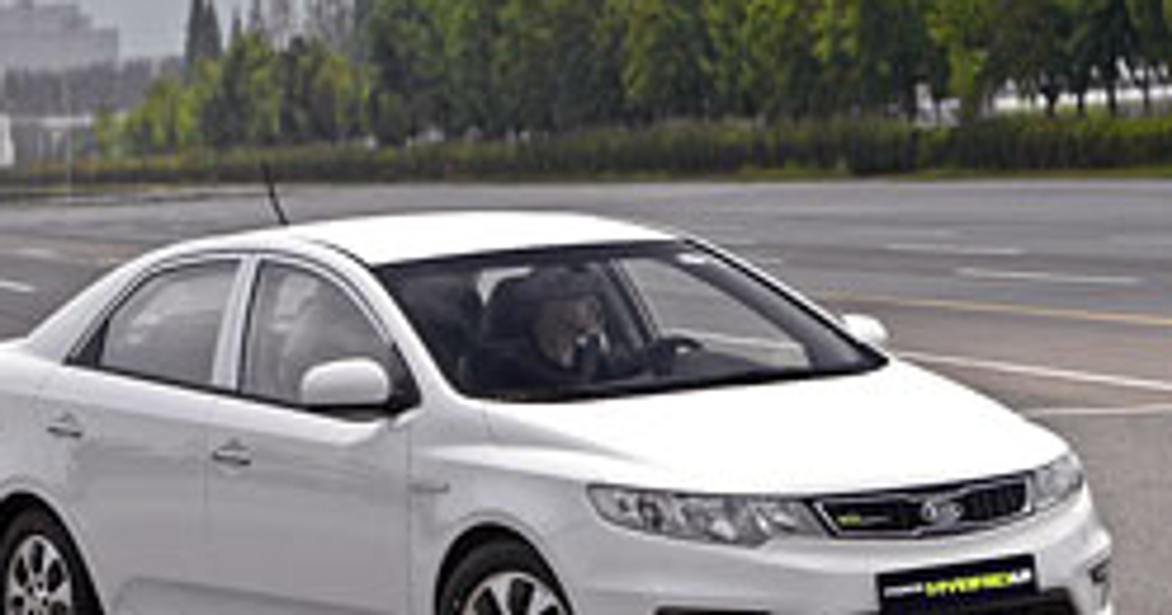 Kia Forte LPi hybrid: pierwszy model koreańskiej marki już w sprzedazy