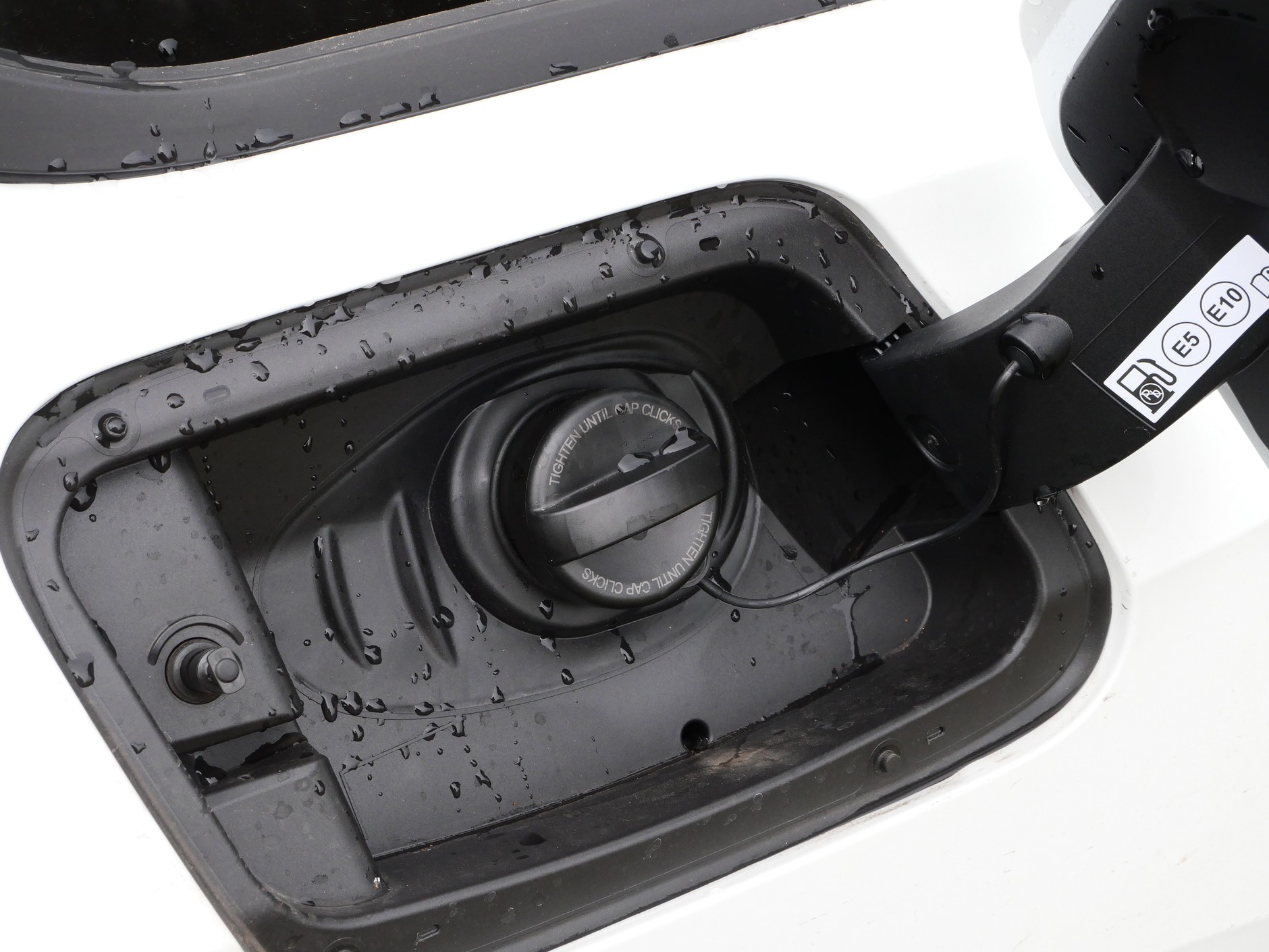 Opel Astra Sports Tourer GSe plug-in hybrid 225 KM