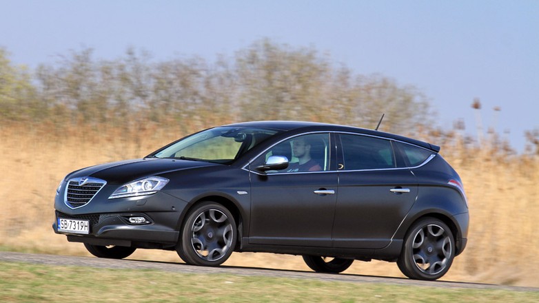 Lancia Delta: matowoczarna piękność