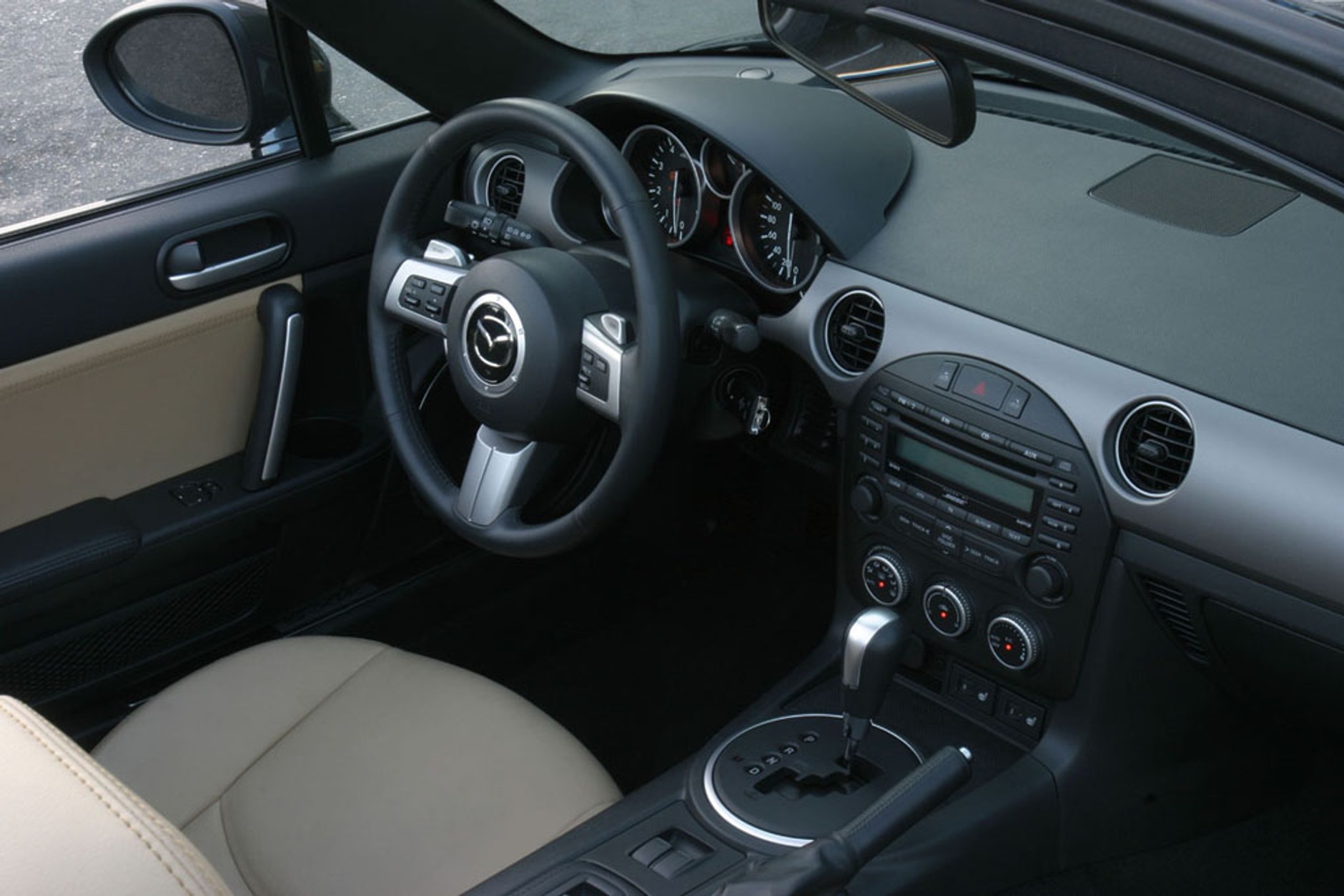 Mazda MX-5 z automatem