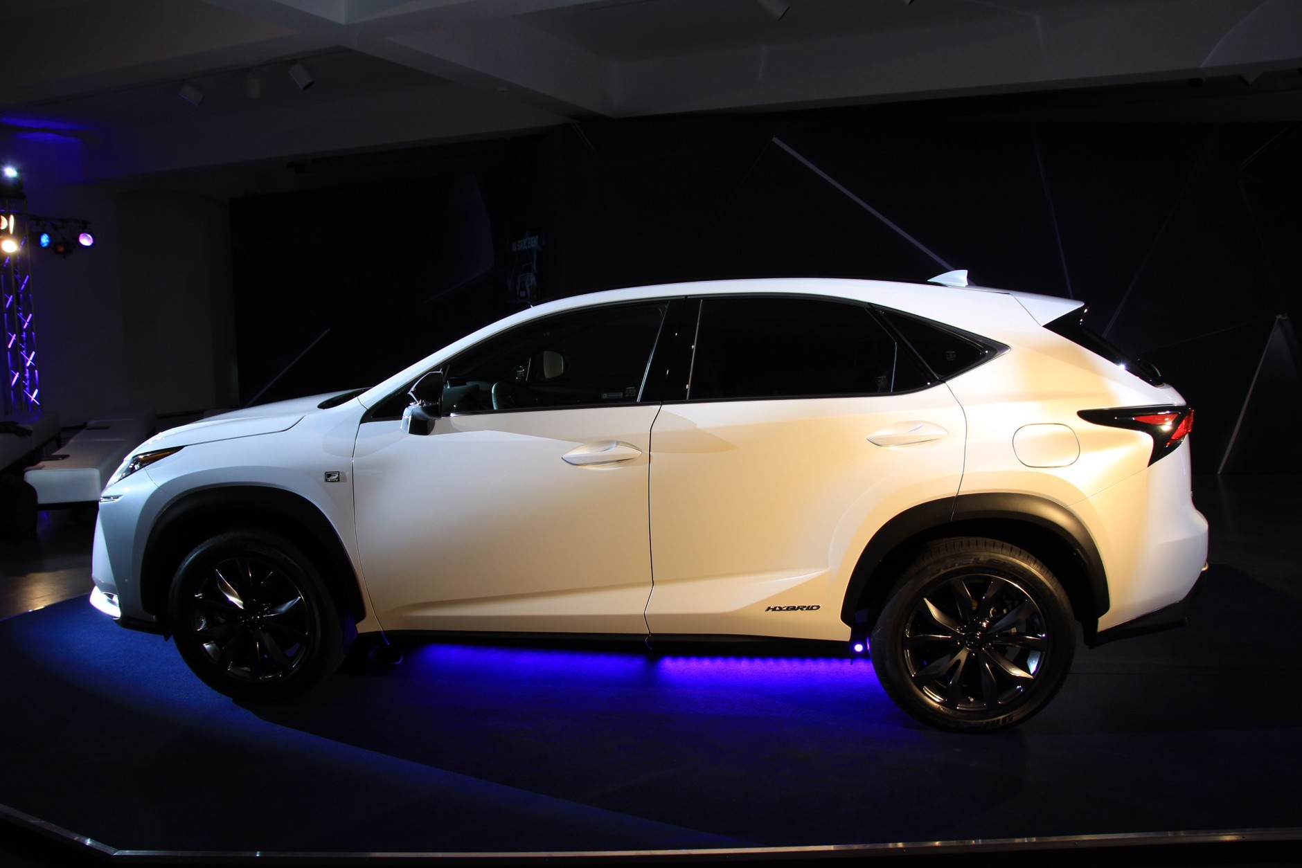 Lexus NX 300h