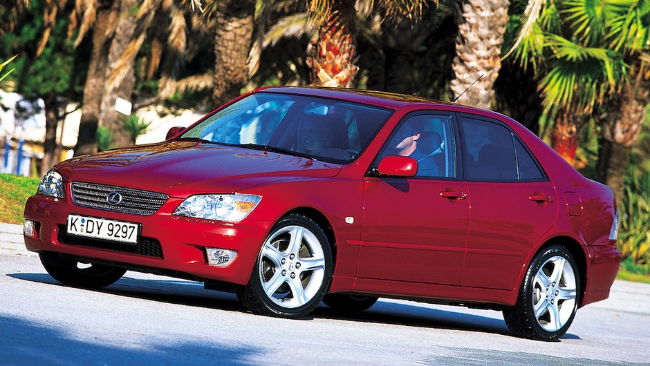Lexus IS 200