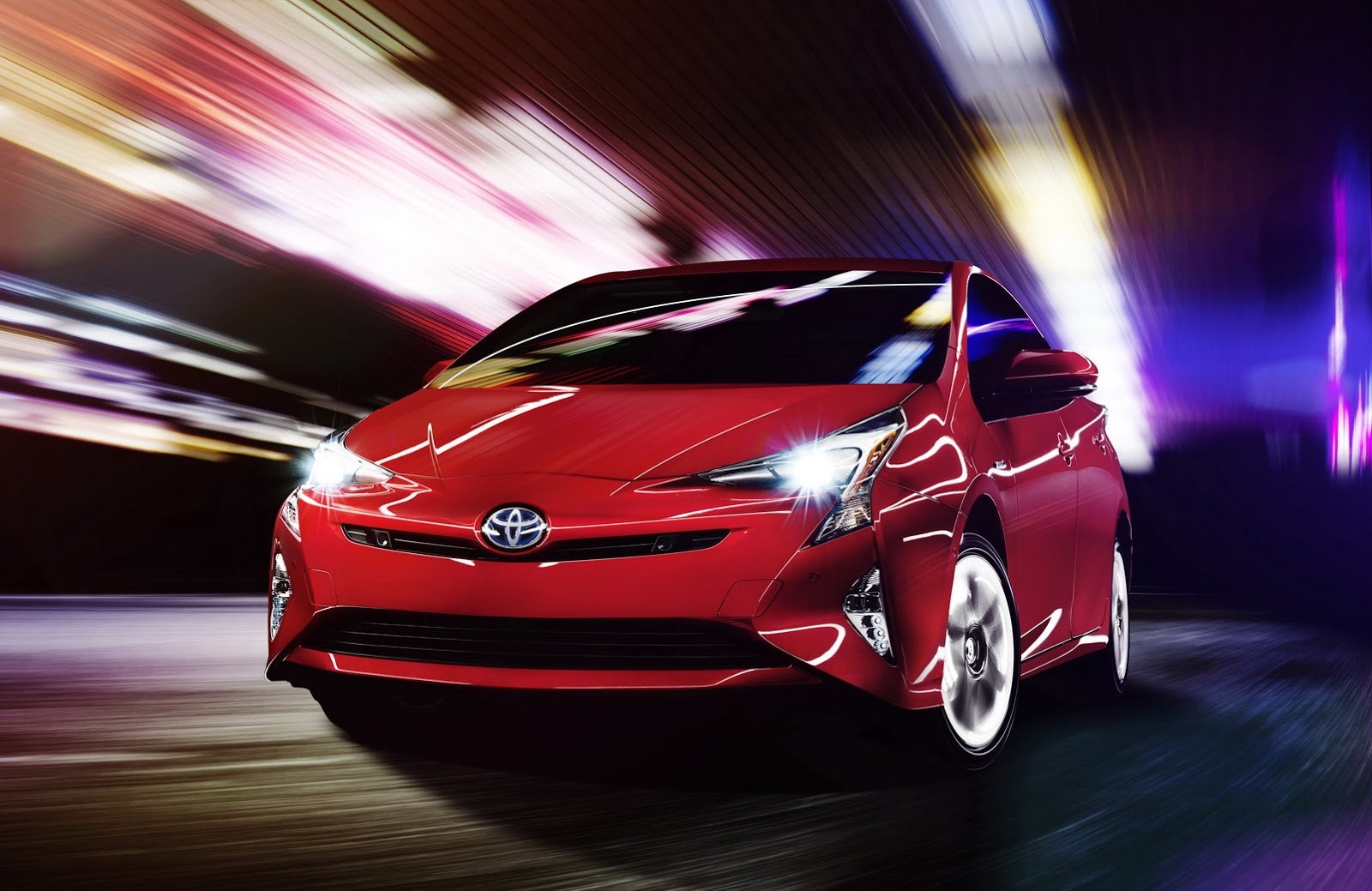 Frankfurt 2015: Toyota Prius – nowocześniejsza i kontrowersyjna
