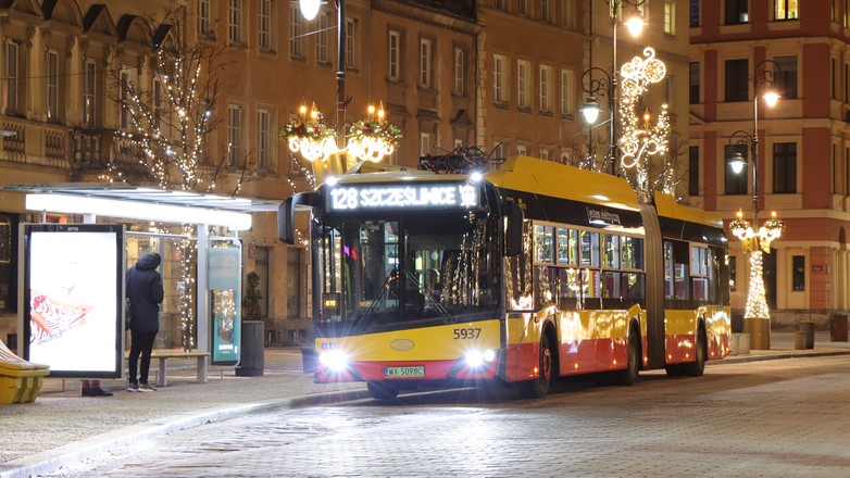 ZTM Warszawa: elektryczny autobus Solaris Urbino Electric 18