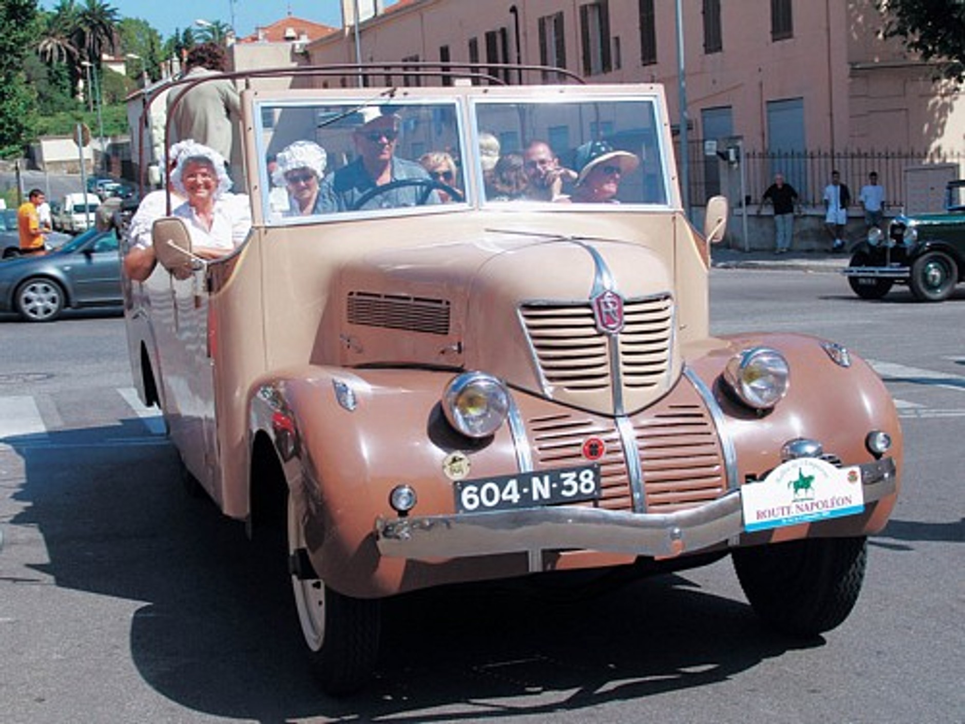 Oldtimery na szlaku Napoleona