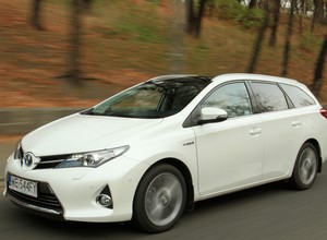 Toyota Auris Hybrid TS – powrót ze zdwojoną siłą